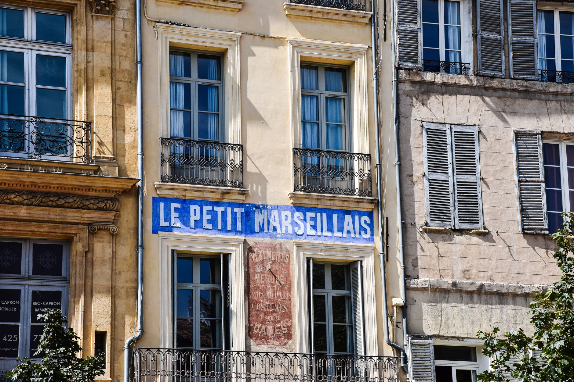 Ne laissez pas les acariens envahir votre literie : l'importance d'un lavage à 60°C après l'été