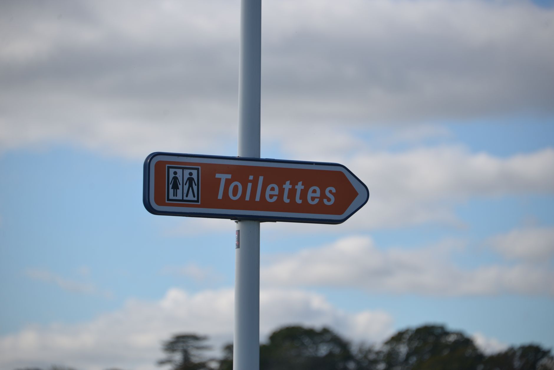 Attention à la Javel : votre nettoyage des toilettes pourrait être dangereux !