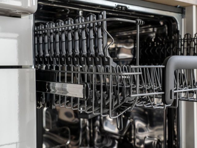 Nettoyage du filtre du lave-vaisselle : guide pas à pas