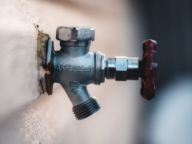 Guide pratique pour réduire la consommation d&rsquo;eau à la maison