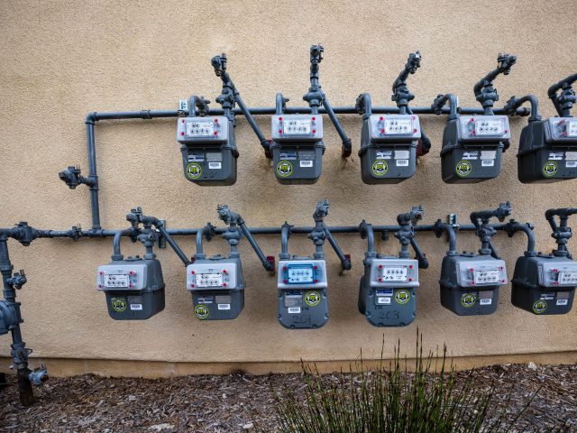 Une facture d’eau démesurée à votre retour ? Voici comment un document du plombier peut vous sauver