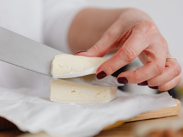 Brie de Melun AOP : Alerte sanitaire pour Escherichia coli
