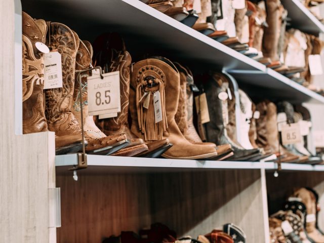Entretien d’un canapé en tissu ou en cuir : conseils pratiques