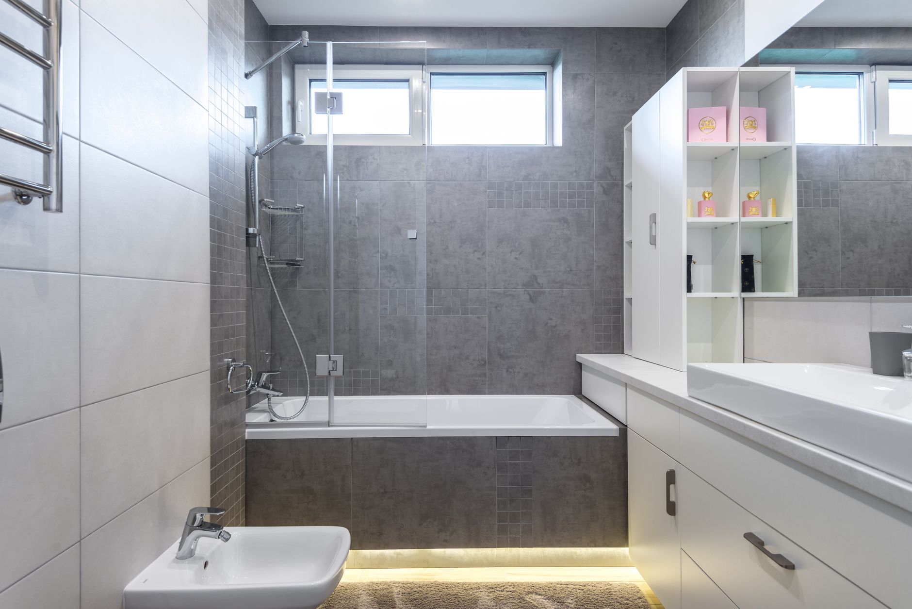 Remplacer un joint silicone dans la salle de bain : guide pas à