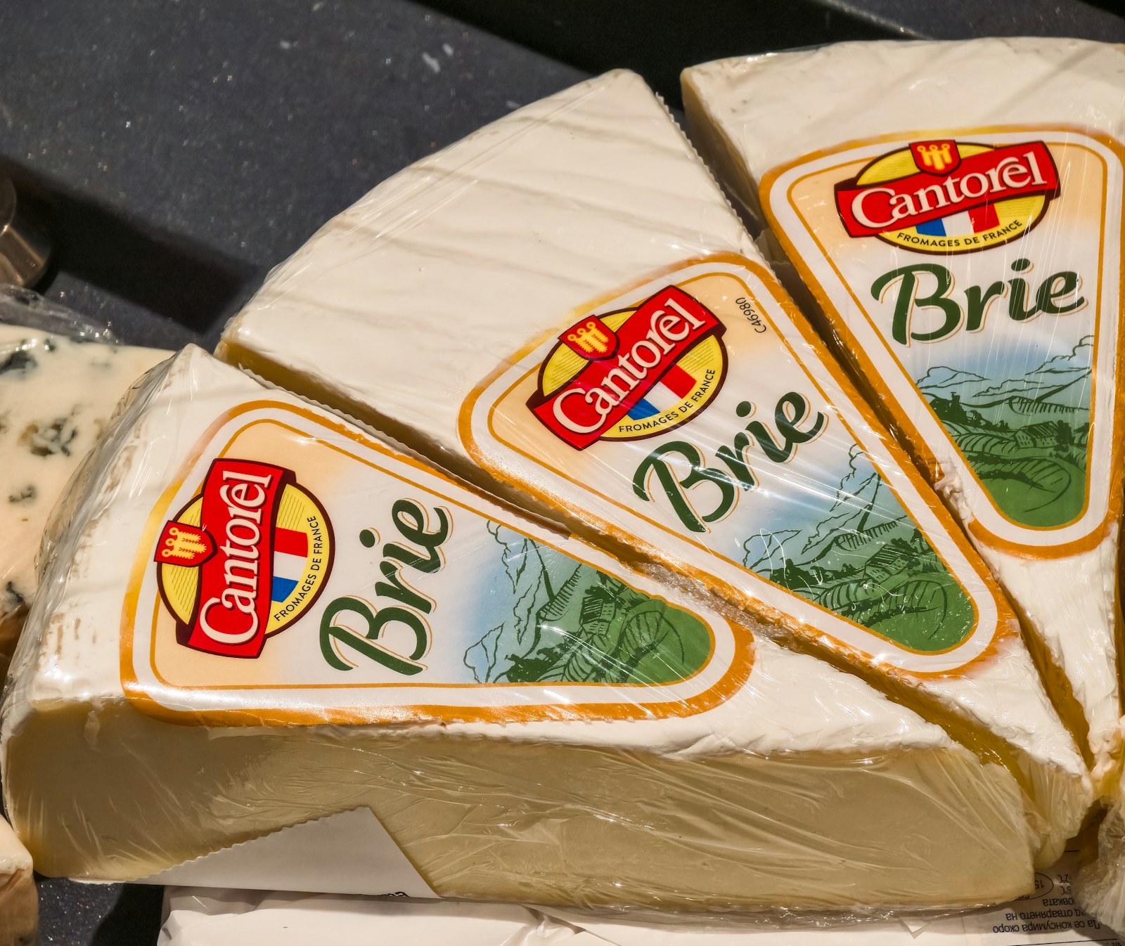 Camembert fermier au lait cru rappelé : risque de listériose à surveiller