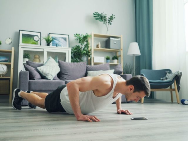Muscler son dos quand on travaille assis toute la journée