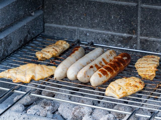 Rappel de saucisses de volaille : danger immédiat pour votre santé