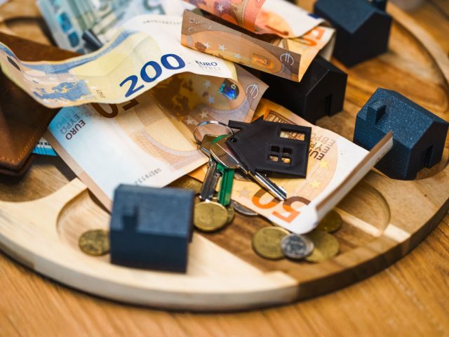 Attention : la taxe foncière va exploser en 2027, préparez votre budget !