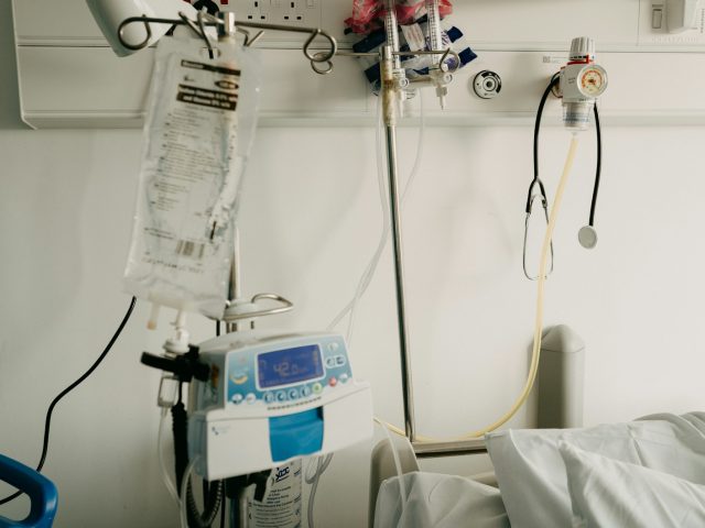 Infections nosocomiales : alertes et conséquences au CHU de Nantes